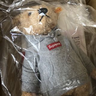 シュプリーム(Supreme)のsupreme steiff bear(ぬいぐるみ)