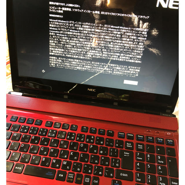 NEC(エヌイーシー)のNEC ノートパソコン レッド スマホ/家電/カメラのPC/タブレット(ノートPC)の商品写真