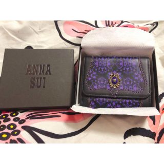 『ディズニー ツイステッドワンダーランド』　ANNA SUI　二つ折り財布