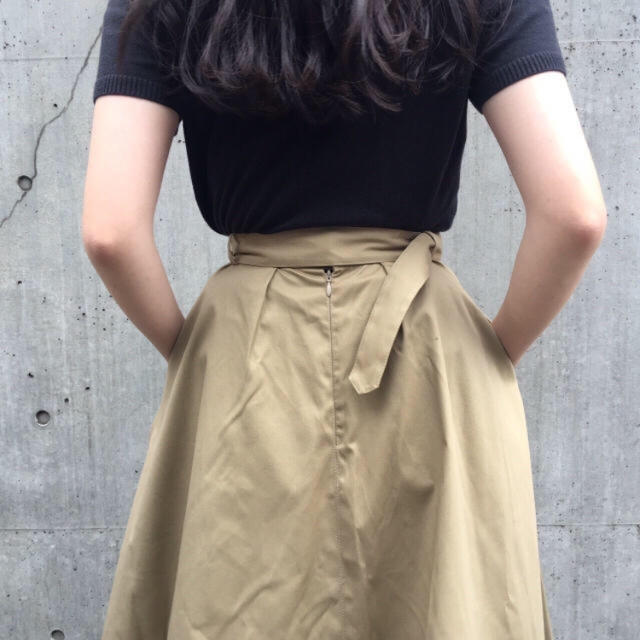 BEAMS(ビームス)の foufou ビッグフレアトレンチスカート レディースのスカート(ロングスカート)の商品写真