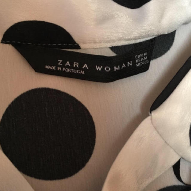 ZARA(ザラ)の❤️nico様専用❤️ZARA★ドットブラウス レディースのトップス(シャツ/ブラウス(長袖/七分))の商品写真