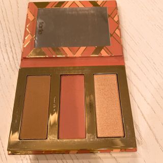 セフォラ(Sephora)の美品　SEPHORA チーク  tarte (チーク)