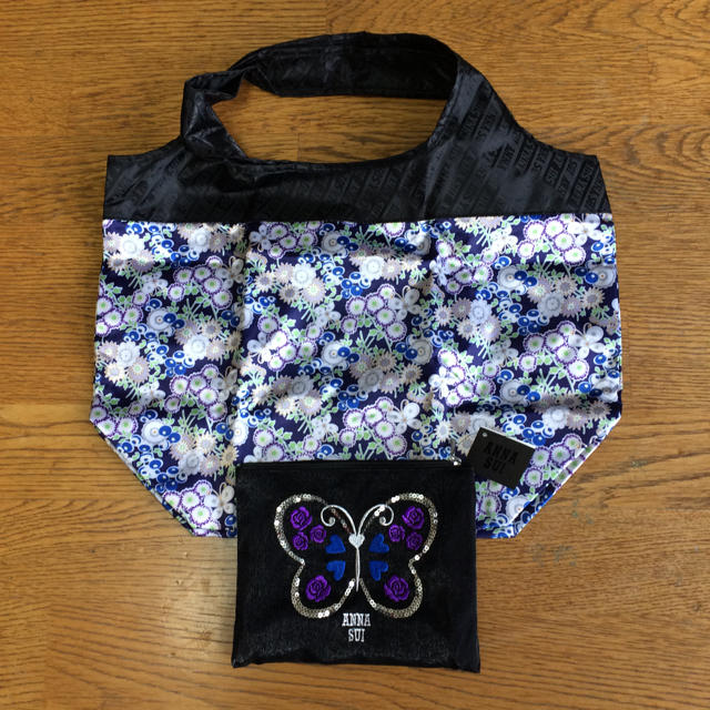 ANNA SUI - 蝶柄のケース付きエコバッグの通販 by ラパンアジル's shop｜アナスイならラクマ