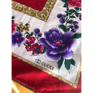 グッチ(Gucci)のgucci スカーフ 87×87 シルク(バンダナ/スカーフ)