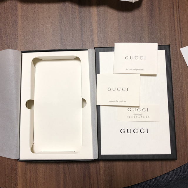 Gucci(グッチ)のるるる様専用    GUCCI iPhoneケース スマホ/家電/カメラのスマホアクセサリー(iPhoneケース)の商品写真