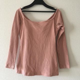 エミアトリエ(emmi atelier)のemmi yoga カップ付きオフショルトップス(ヨガ)