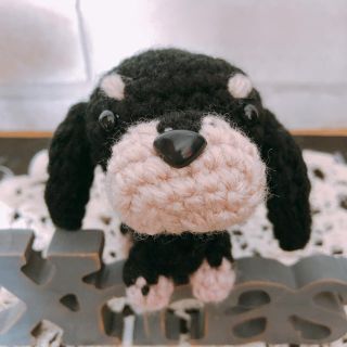 あみぐるみ犬  ダックス  ブラッククリーム(あみぐるみ)