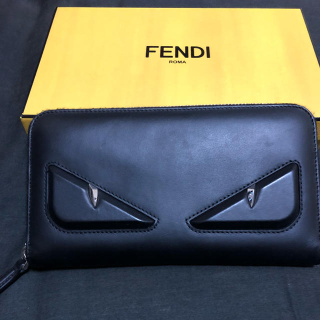 FENDI フェンディ モンスター バグズ ラウンドファスナー 長財布 ブラック