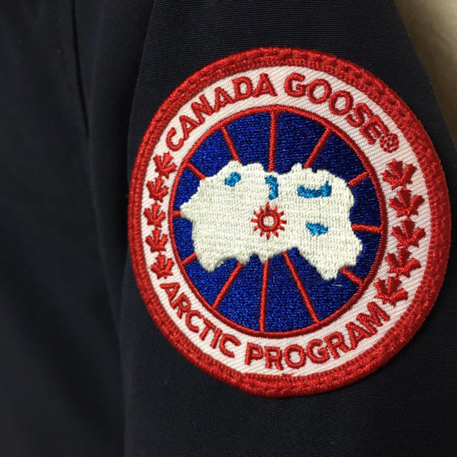 CANADA GOOSE(カナダグース)の《美品》カナダグース ジャスパー ネイビー XS メンズ メンズのジャケット/アウター(ダウンジャケット)の商品写真