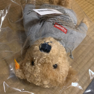 シュプリーム(Supreme)のSupreme Bear (ぬいぐるみ)