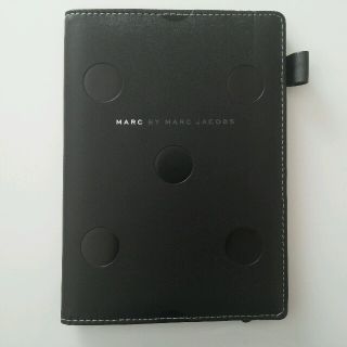 マークバイマークジェイコブス(MARC BY MARC JACOBS)のマークの手帳カバー☆(モバイルケース/カバー)