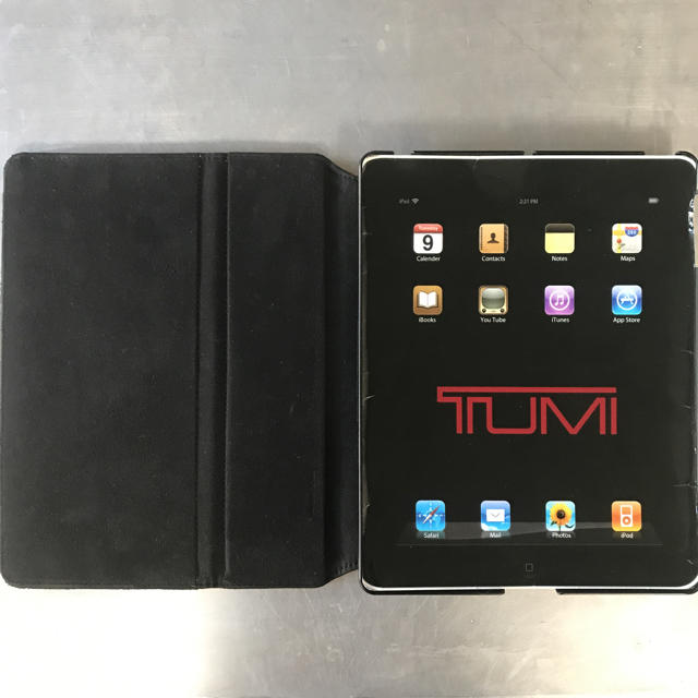 TUMI(トゥミ)のTUMI iPad 2 ケース  未使用 スマホ/家電/カメラのスマホアクセサリー(iPadケース)の商品写真