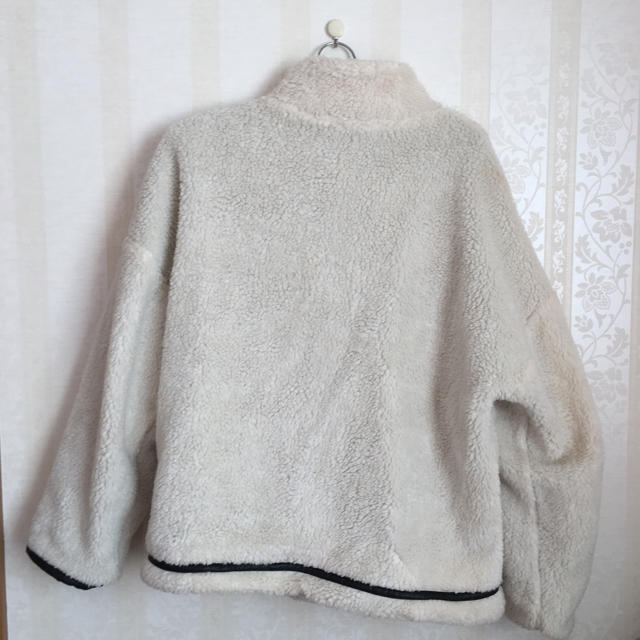 ZARA(ザラ)のzara  kids ボアジャケット キッズ/ベビー/マタニティのキッズ服女の子用(90cm~)(ジャケット/上着)の商品写真