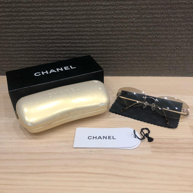 CHANEL - 即購入OK! CHANEL シャネル サングラス 4002 薄いブラウンの