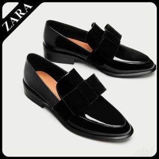 ザラ(ZARA)のZARA  ローファー(ローファー/革靴)