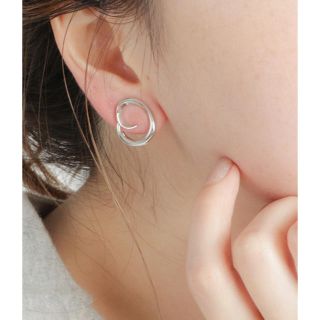 エテ(ete)のete✨エテ ループイヤリング 美品 ピアス(イヤリング)