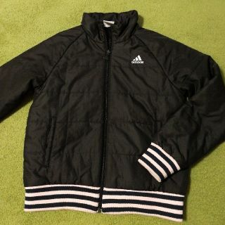 アディダス(adidas)のアディダス　中綿　ジャンパー　130cm(ジャケット/上着)