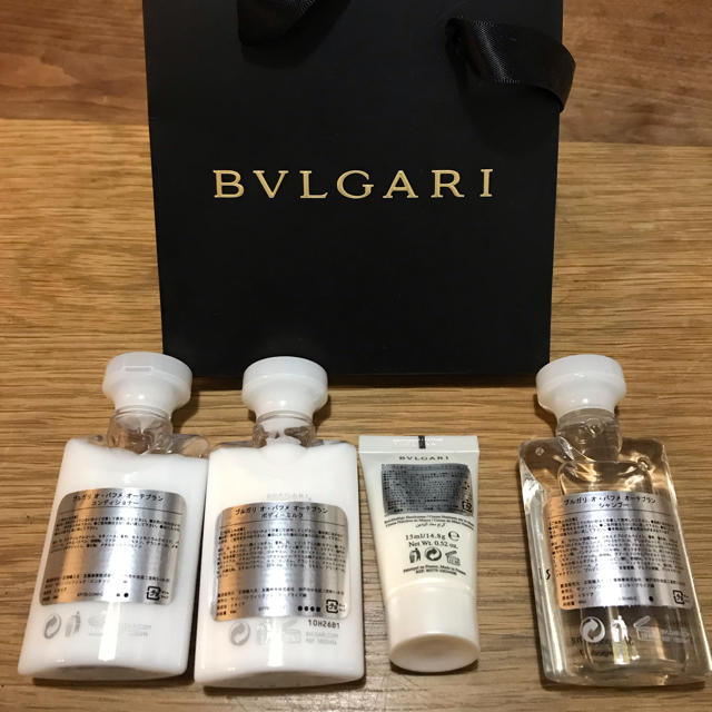 BVLGARI - ブルガリ アメニティセットの通販 by 冬季休暇中 発送は7日以降になります。ちょ's shop｜ブルガリならラクマ