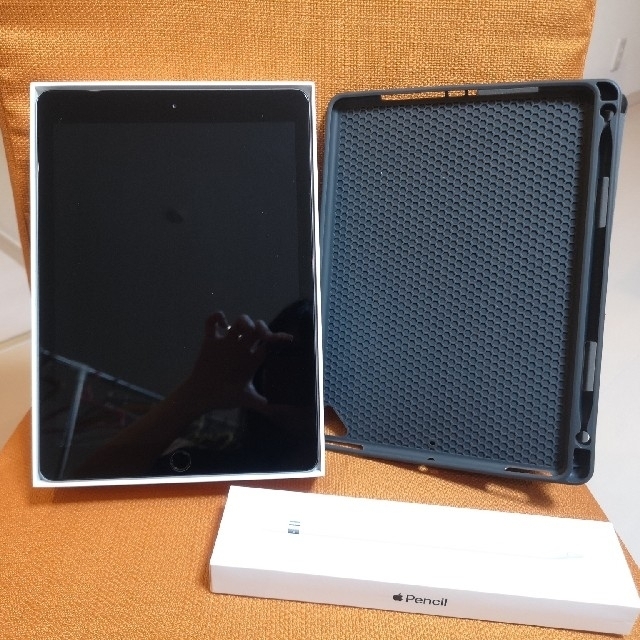 iPad 6世代 2018 32GB Wi-Fi Pencil、フィルム、カバータブレット