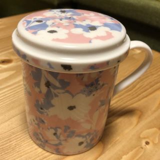 アフタヌーンティー(AfternoonTea)のアフタヌーンティー  フィルター茶こしマグ ピンク 新品未使用(グラス/カップ)