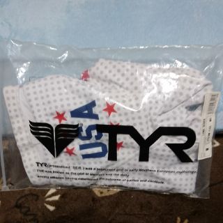 TYR   スイムボックス　かい様専用(水着)