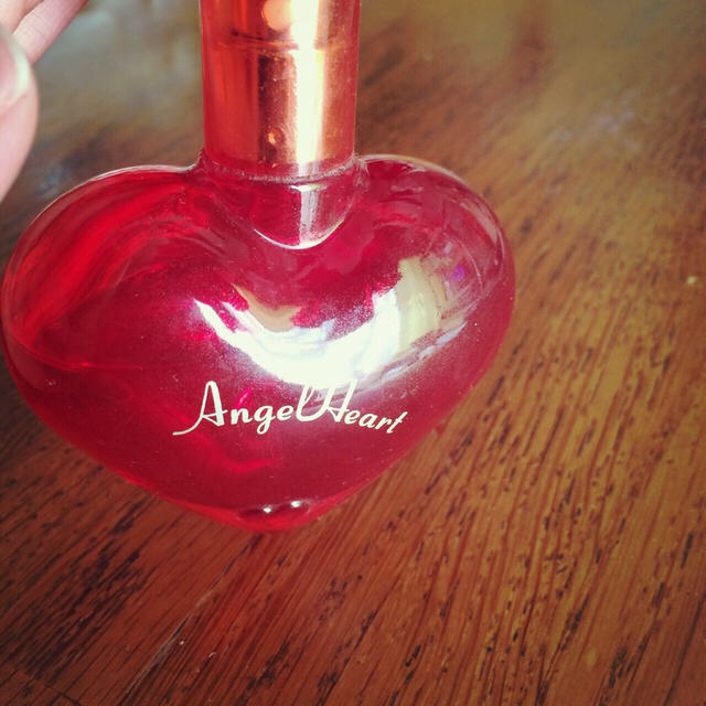 Angel Heart(エンジェルハート)のエンジェルハート 50ml コスメ/美容の香水(香水(女性用))の商品写真