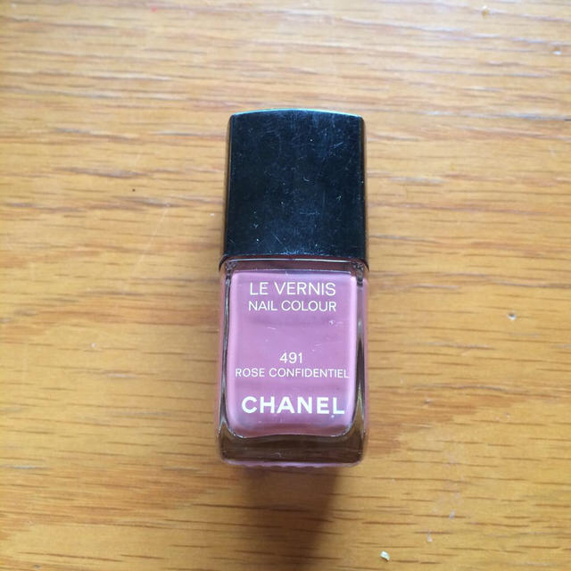 CHANEL(シャネル)のSALT様分 シャネル ネイル 491番 コスメ/美容のネイル(その他)の商品写真