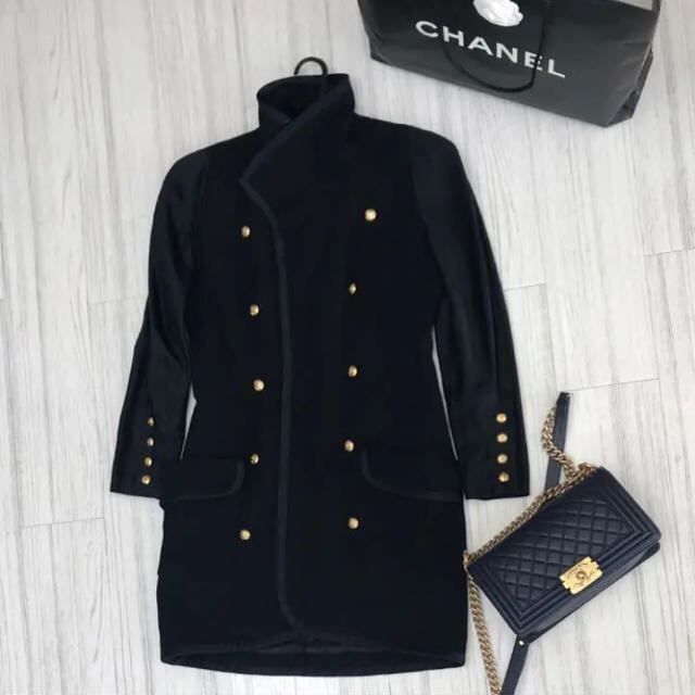 CHANEL(シャネル)のベイサイドマリーナさん専用 レディースのジャケット/アウター(ロングコート)の商品写真