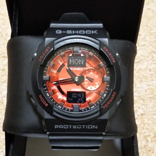 G-SHOCK(ジーショック)の商談中 G-SHOCK  「GA-150MF」Metallic Dial レッド メンズの時計(腕時計(デジタル))の商品写真