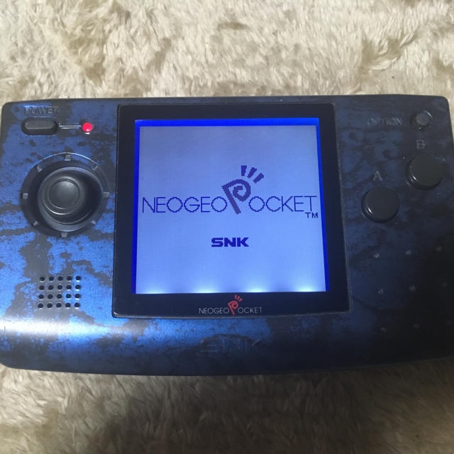 NEOGEO(ネオジオ)のバックライト搭載ネオジオポケット モノクロ 白ライト エンタメ/ホビーのゲームソフト/ゲーム機本体(携帯用ゲーム機本体)の商品写真