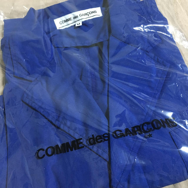 COMME des GARCONS(コムデギャルソン)のCOMME des GARCONS アナと雪の女王 コラボコート メンズのジャケット/アウター(チェスターコート)の商品写真