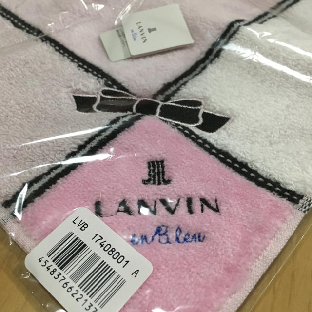 LANVIN en Bleu(ランバンオンブルー)のハンカチタオル レディースのファッション小物(ハンカチ)の商品写真