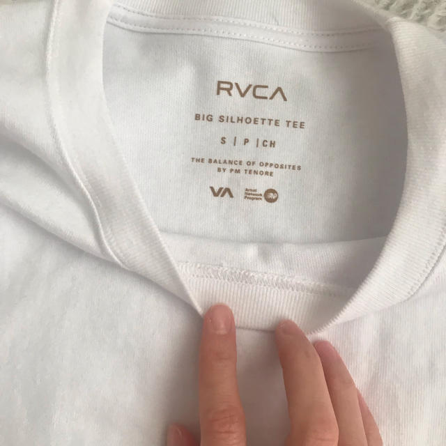 RVCA(ルーカ)のRVCA ルーカ 完売 ロンT レディースのトップス(Tシャツ(長袖/七分))の商品写真