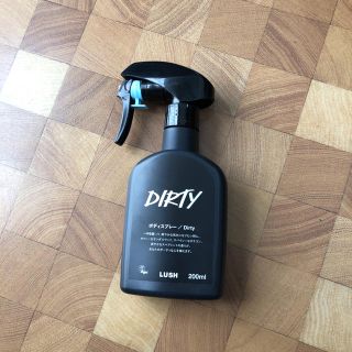 ラッシュ(LUSH)のLUSH ボディースプレー DIRTY(ユニセックス)