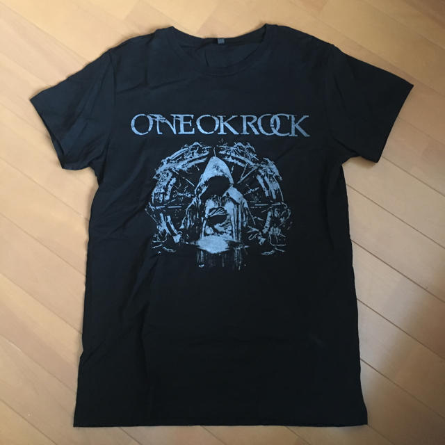 ONE OK ROCK(ワンオクロック)のワンオク ツアーTシャツ レディースのトップス(Tシャツ(半袖/袖なし))の商品写真