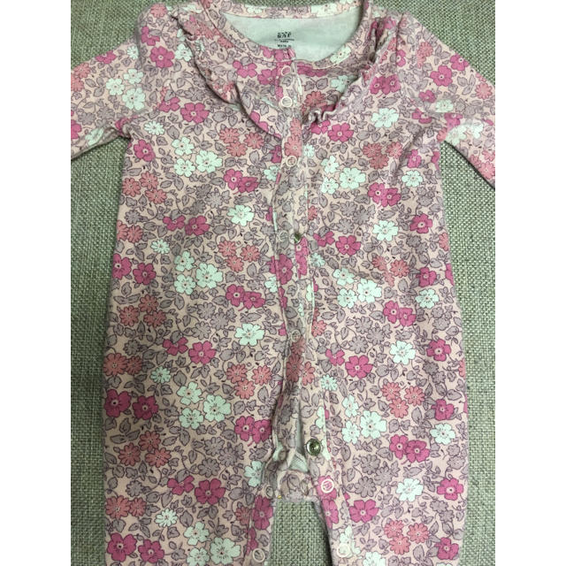 babyGAP(ベビーギャップ)のbabygap ロンパース カバーオール キッズ/ベビー/マタニティのベビー服(~85cm)(カバーオール)の商品写真