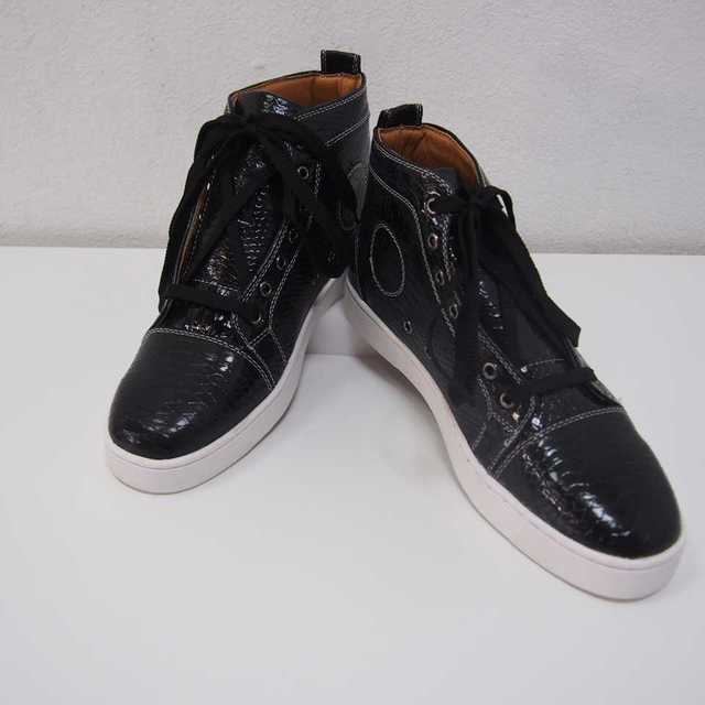 【新品】ハイカットスニーカー 黒 シンプル 25.5程度 (1) メンズの靴/シューズ(スニーカー)の商品写真