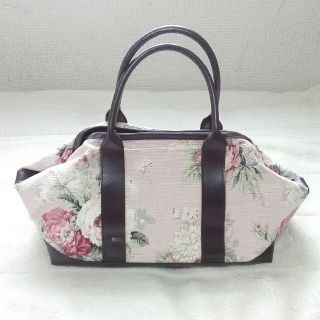 ローラアシュレイ(LAURA ASHLEY)のハンドバッグ　LAURA ASHLEY (ハンドバッグ)