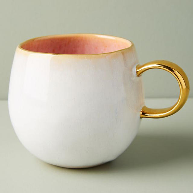 Anthropologie(アンソロポロジー)の新品☆アンソロポロジー Perasima Mug マグカップ マグ ピンク インテリア/住まい/日用品のキッチン/食器(グラス/カップ)の商品写真