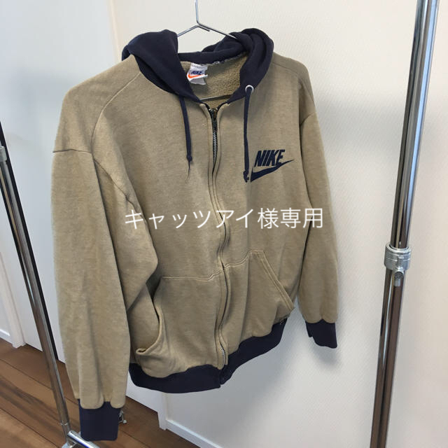 NIKE(ナイキ)の【キャッツアイ様】古着 ヴィンテージ  NIKE パーカー レディースのトップス(パーカー)の商品写真