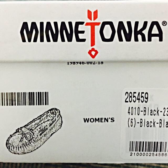 Minnetonka(ミネトンカ)のミネトンカ♡ブラック 新品未使用 レディースの靴/シューズ(ハイヒール/パンプス)の商品写真