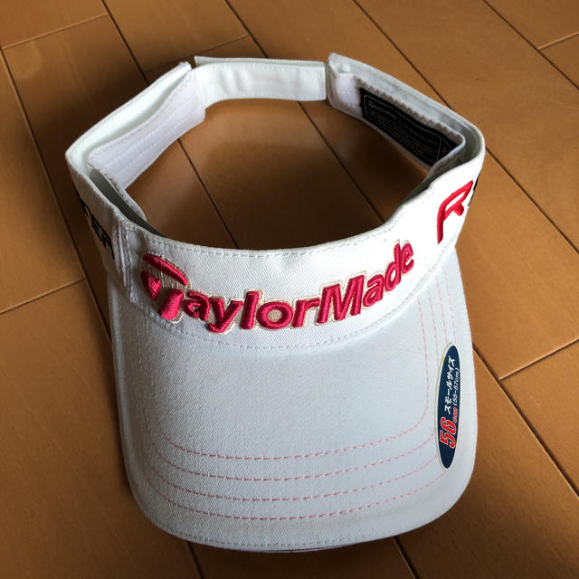 TaylorMade(テーラーメイド)のTaylorMade テイラーメイド サンバイザー レディース 未使用  スポーツ/アウトドアのゴルフ(その他)の商品写真