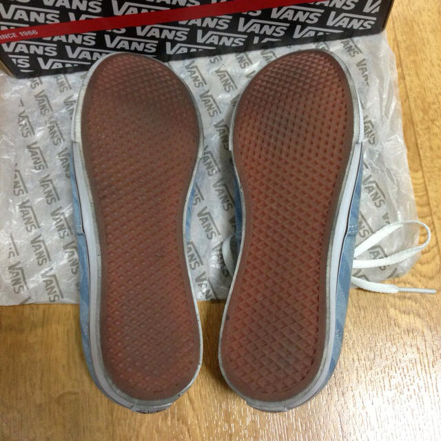 VANS(ヴァンズ)の週末値下げ☆VANS 2013春夏物 レディースの靴/シューズ(スニーカー)の商品写真