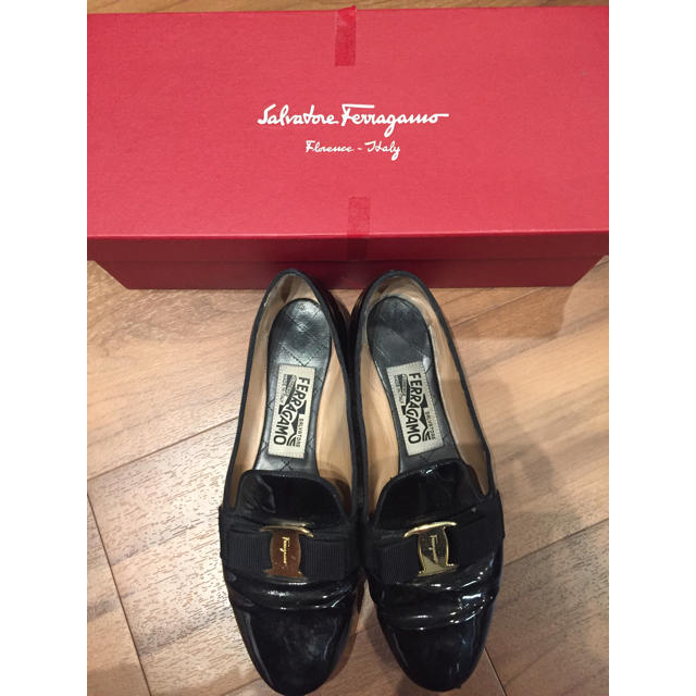 Salvatore Ferragamo(サルヴァトーレフェラガモ)のフェラガモ♡Scotty 6ハーフ♡一日限定値引き レディースの靴/シューズ(ローファー/革靴)の商品写真