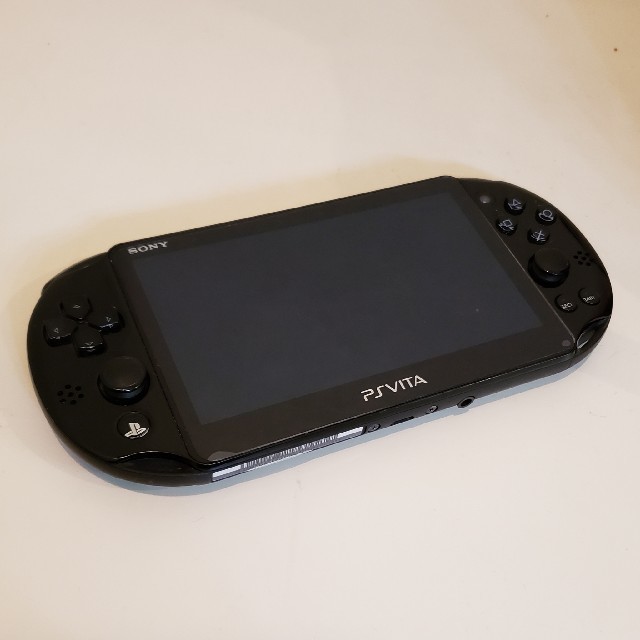 エンタメ/ホビーPlayStation Vita PCH-2000本体　ジャンク