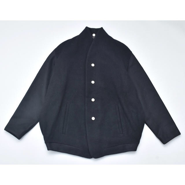 the Sakaki  stadium jumper / Black