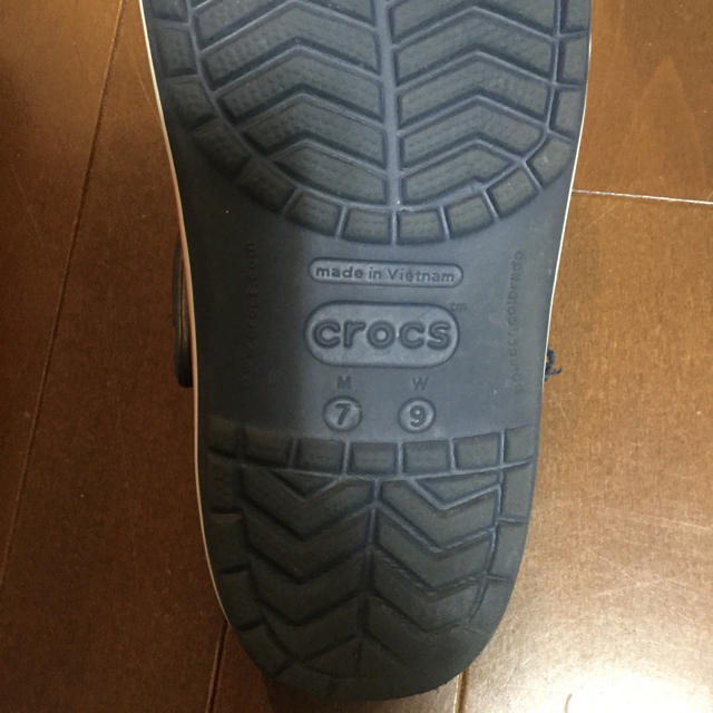 crocs(クロックス)のクロックス メンズ メンズの靴/シューズ(サンダル)の商品写真