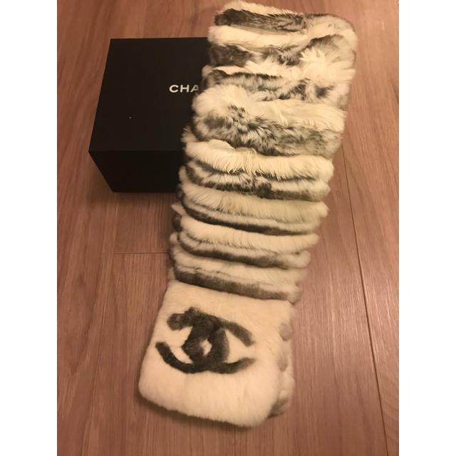 完成品 CHANEL kobake77❤️CHANEL❤️オリラグマフラー❤️ マフラー/ショール