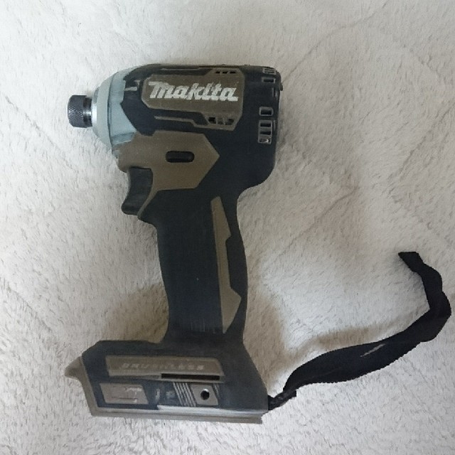 Makita(マキタ)のマキタ充電式インパクトドライバーTD170D本体のみ スポーツ/アウトドアの自転車(工具/メンテナンス)の商品写真