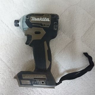 マキタ(Makita)のマキタ充電式インパクトドライバーTD170D本体のみ(工具/メンテナンス)